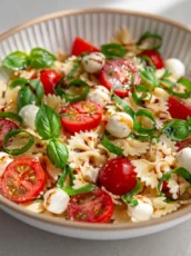 Easy Caprese Pasta Salad That Tastes Fresh and Bright